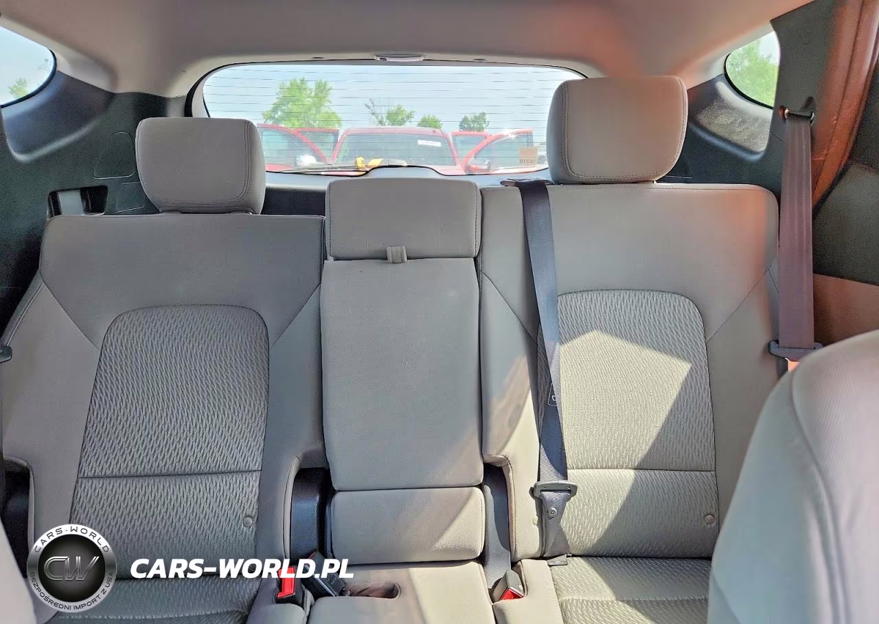 2016 Hyundai Santa Fe Sport 2.4L VIN:5XYZT3LB4GG370157 - 10