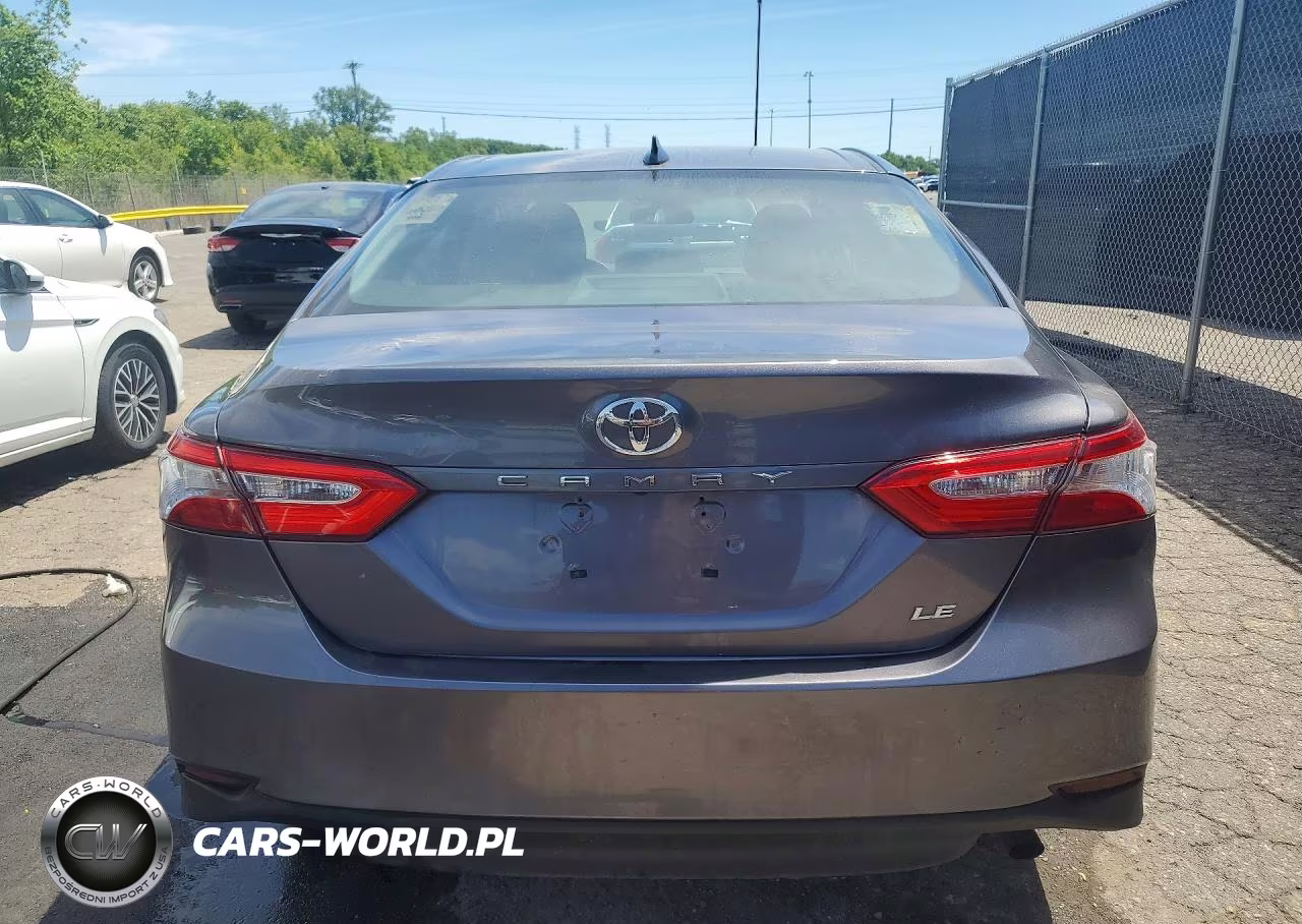 2019 Toyota Camry Le VIN:4T1B11HK9KU773090 - 6