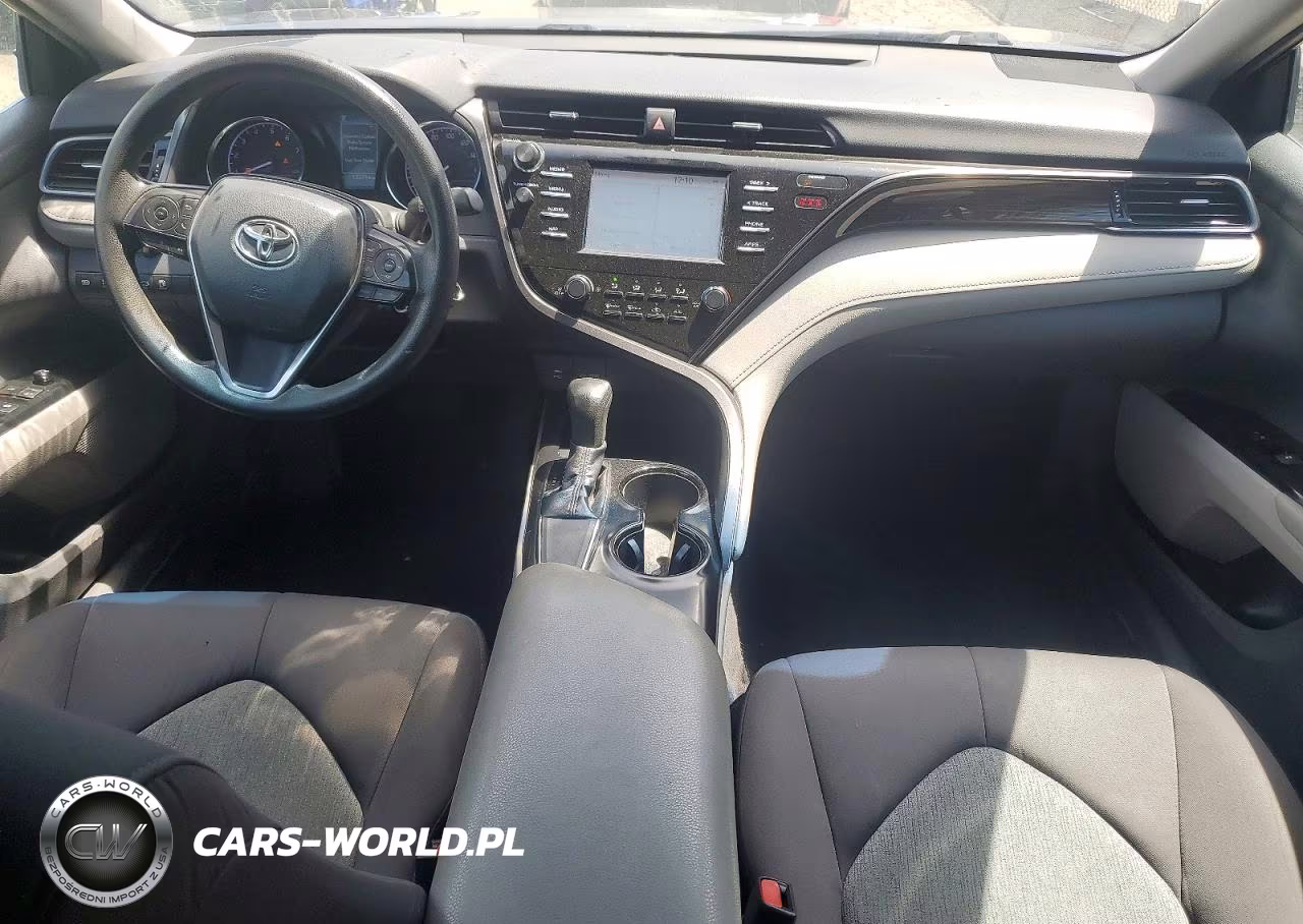 2019 Toyota Camry Le VIN:4T1B11HK9KU773090 - 8
