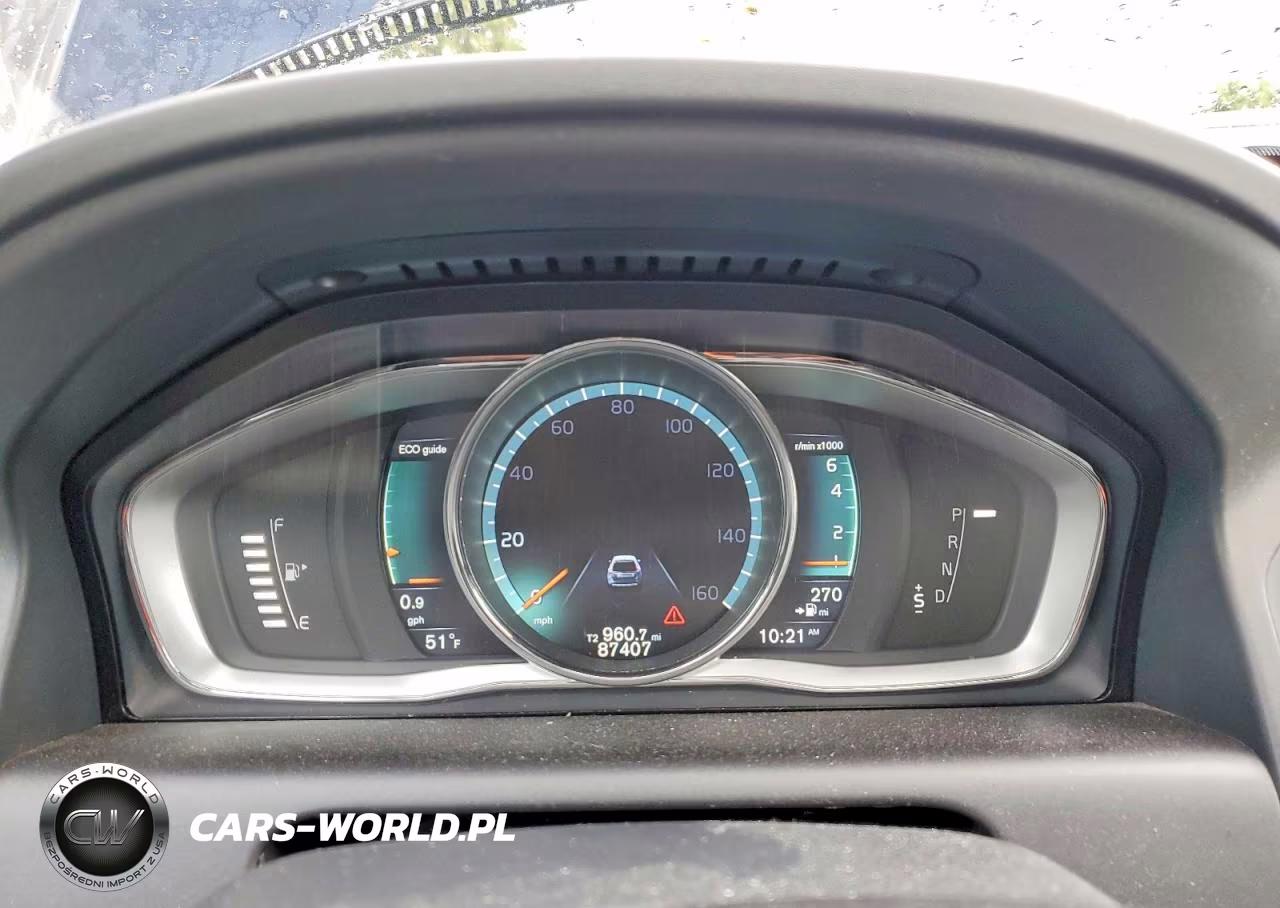 2016 Volvo Xc60 T5 Platinum VIN:YV440MDM1G2822825 - 9