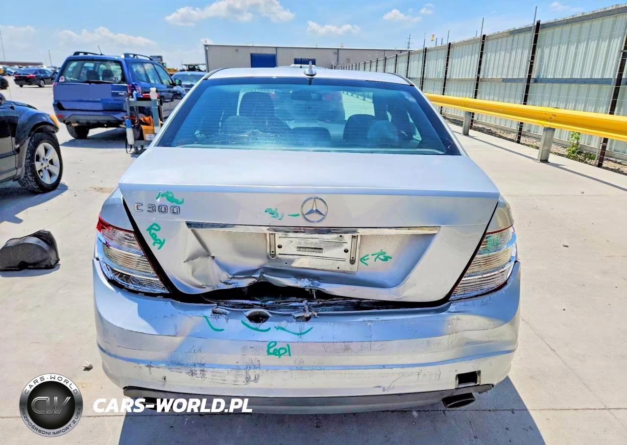 2011 Mercedes-Benz C 300 VIN:WDDGF5EB5BA459774 - 6