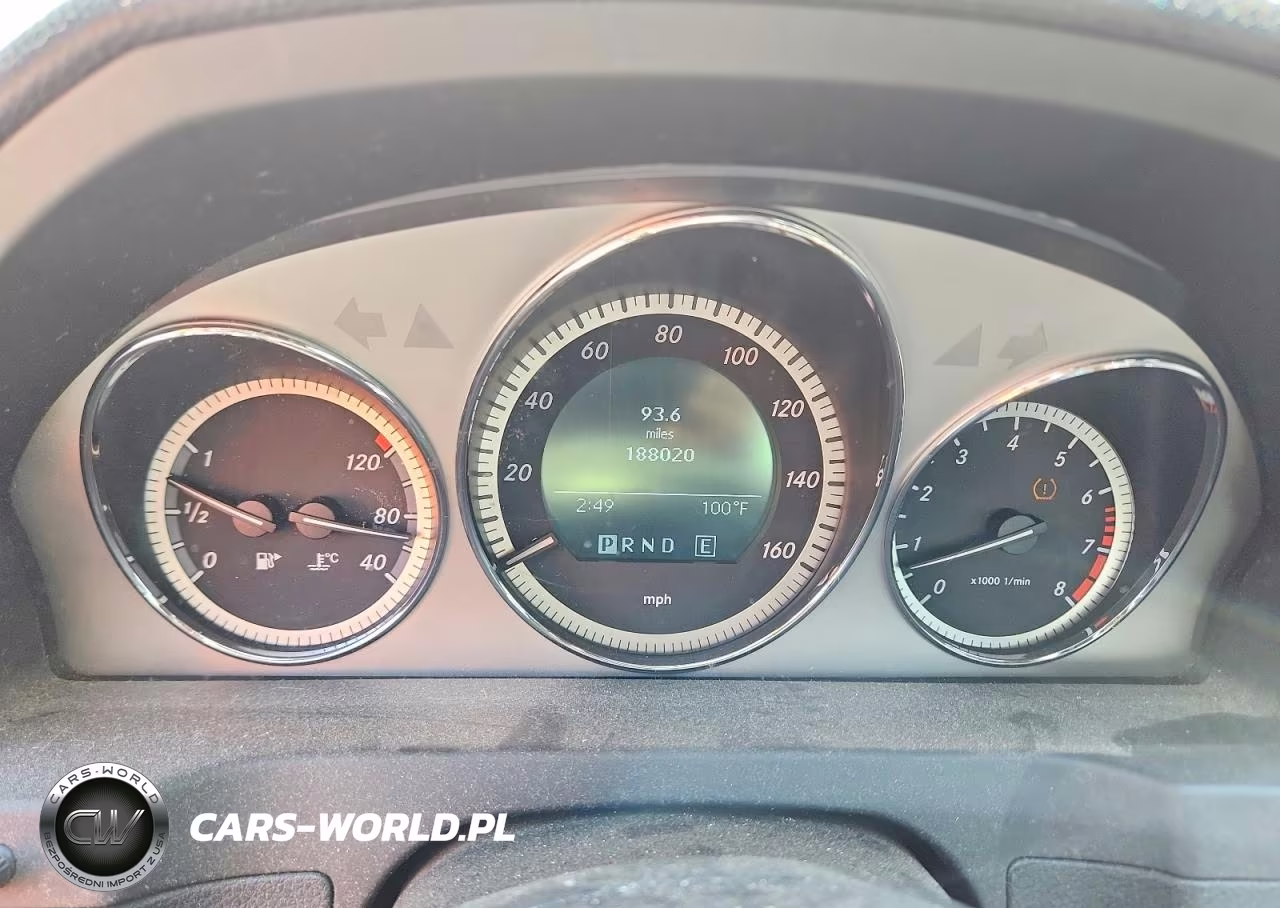 2011 Mercedes-Benz C 300 VIN:WDDGF5EB5BA459774 - 9