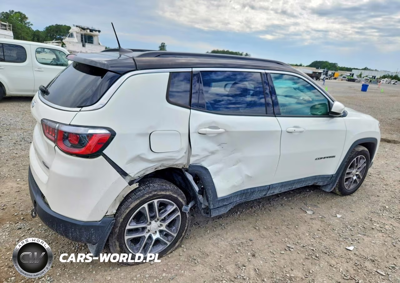 2020 Jeep Compass Latitude VIN:3C4NJCBB5LT133850 - 3