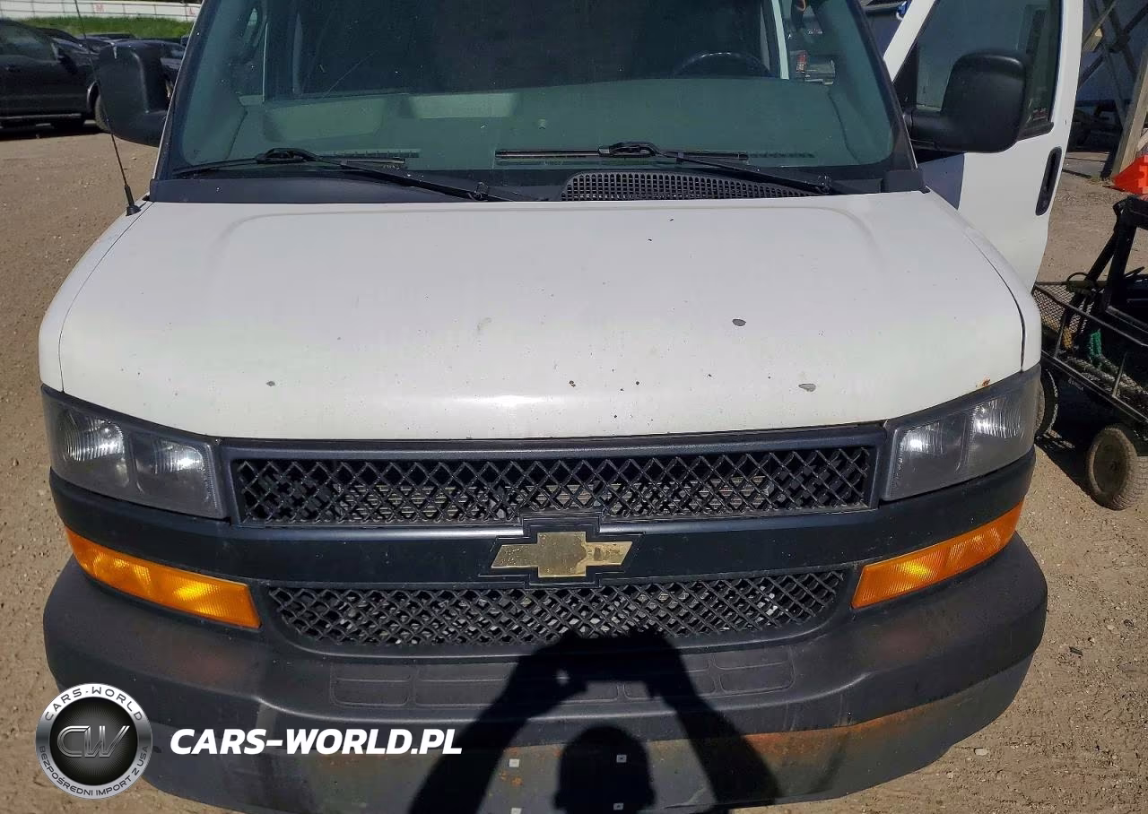 2018 Chevrolet Express G3500 VIN:1GCZGGFG5J1251138 - 12
