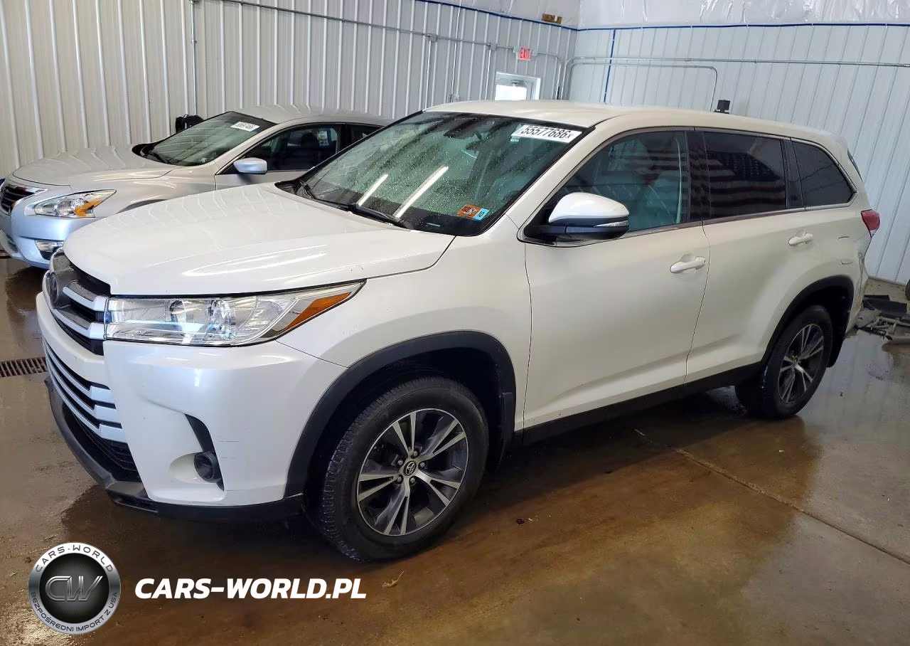 2019 Toyota Highlander Le