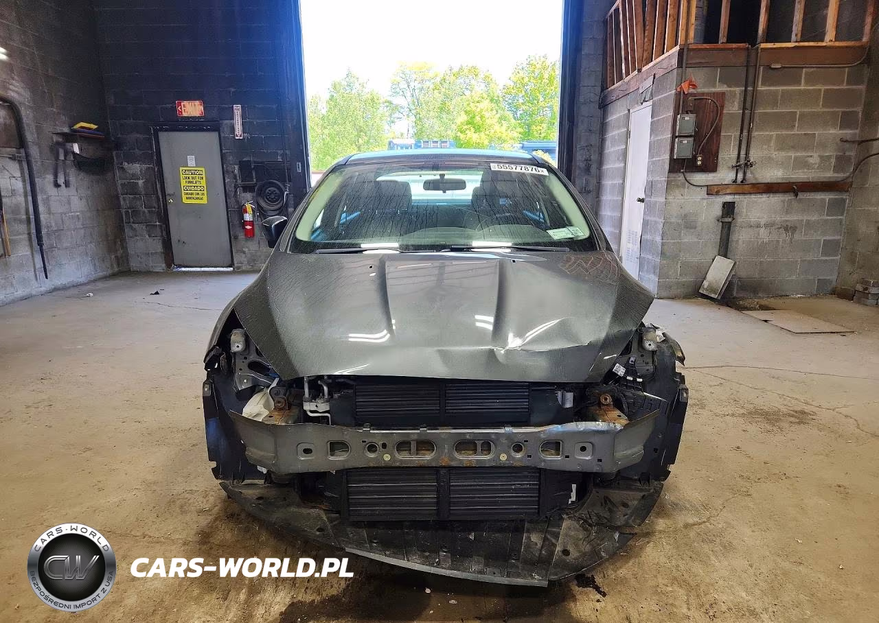 2016 Ford Focus Se VIN:1FADP3F23GL390419 - 5