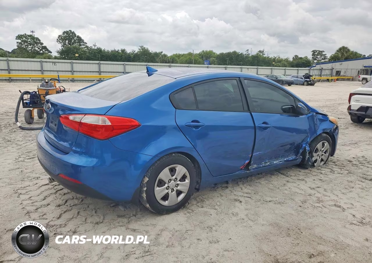 2015 Kia Forte Lx VIN:KNAFX4A65F5332086 - 3