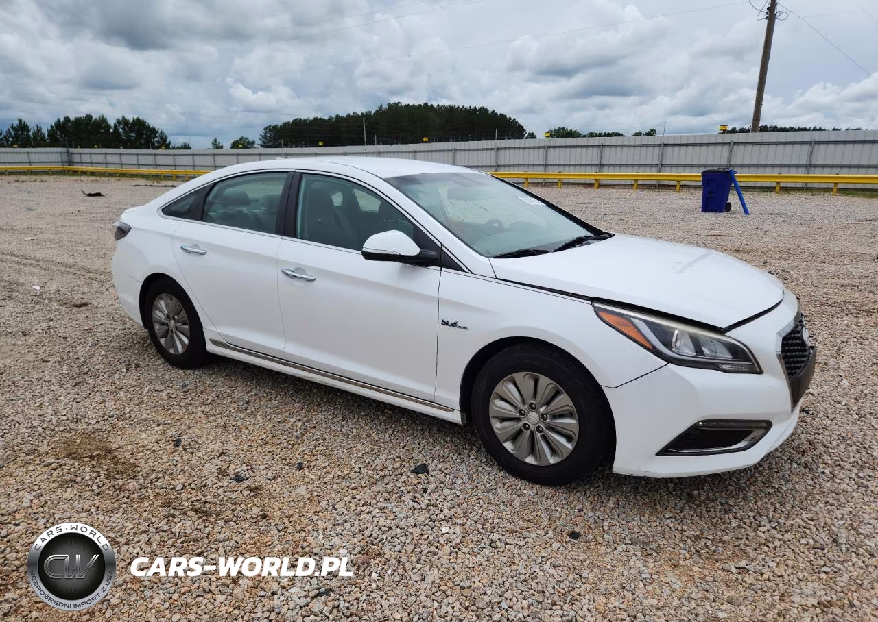 2017 Hyundai Sonata Hybrid Se VIN:KMHE24L38HA064415 - 4
