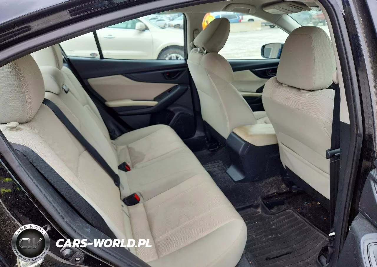 2018 Subaru Impreza Premium Plus VIN:4S3GKAD60J3625494 - 10
