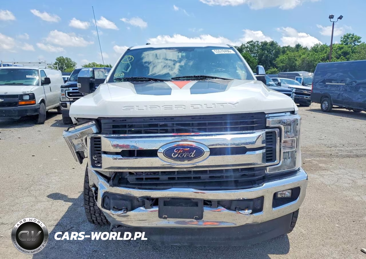 2018 Ford F-250 VIN:1FT7X2B63JEC66415 - 5