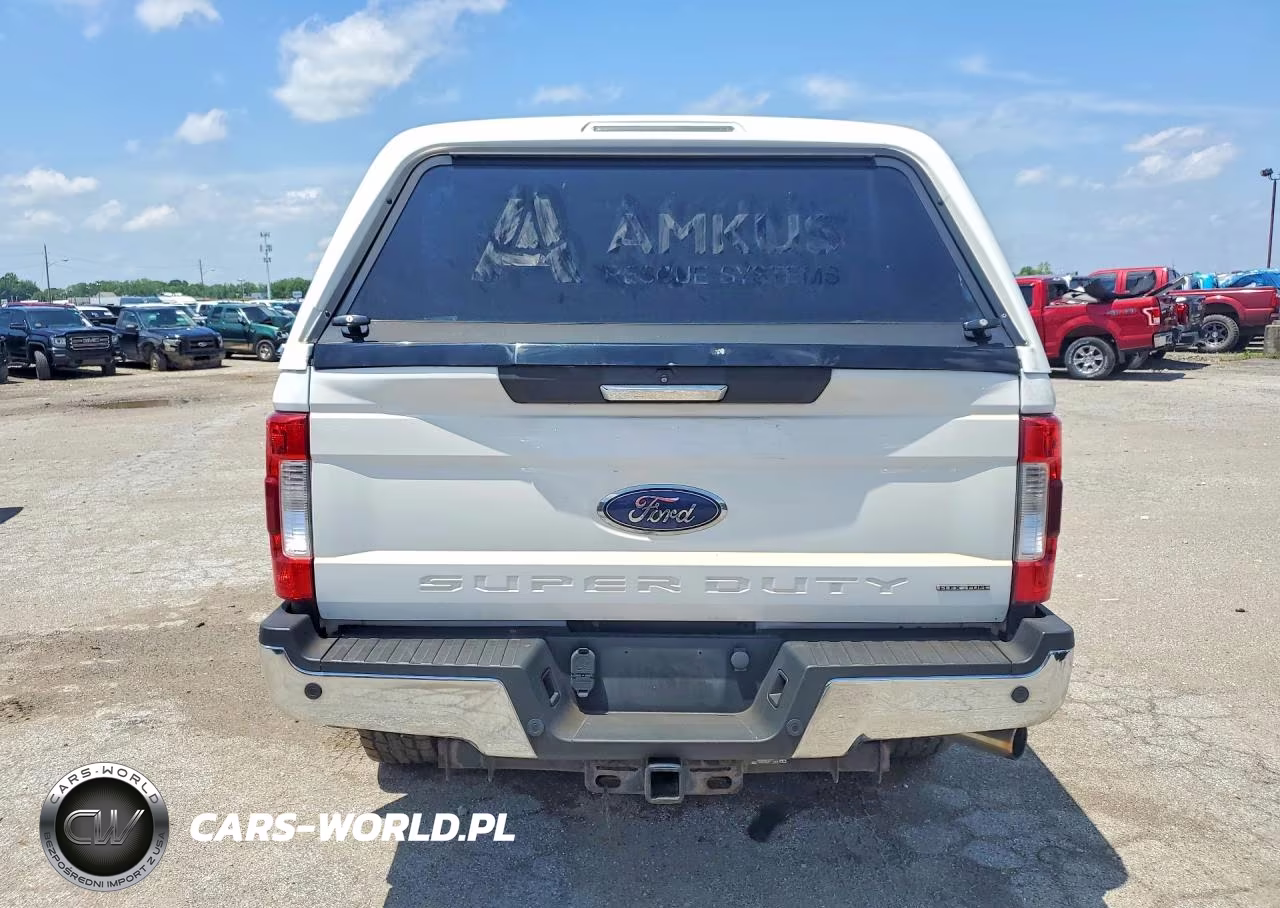 2018 Ford F-250 VIN:1FT7X2B63JEC66415 - 6