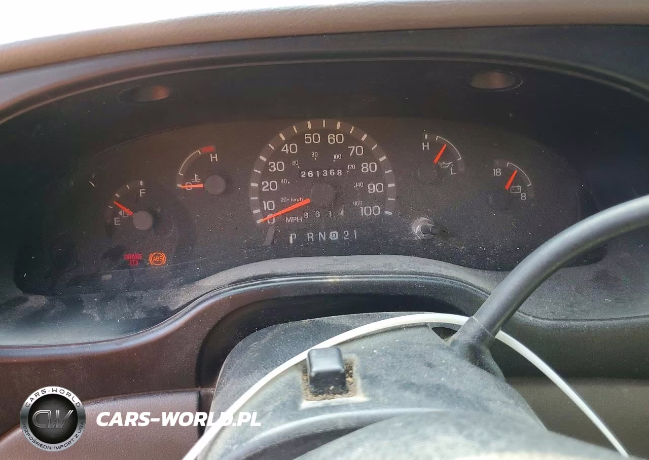 2000 Ford Econoline E250 Van VIN:1FTNS24L0YHB13461 - 9