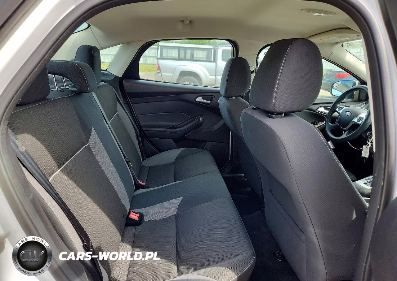 2014 Ford Focus Se VIN:1FADP3F25EL133386 - 10