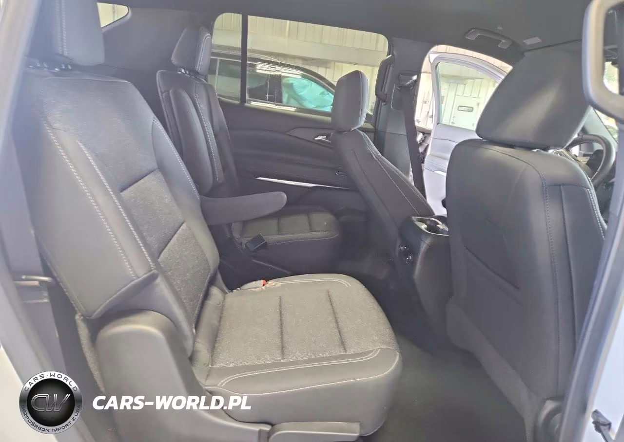 2025 Chevrolet Traverse VIN:1GNERGRS7SJ270548 - 11