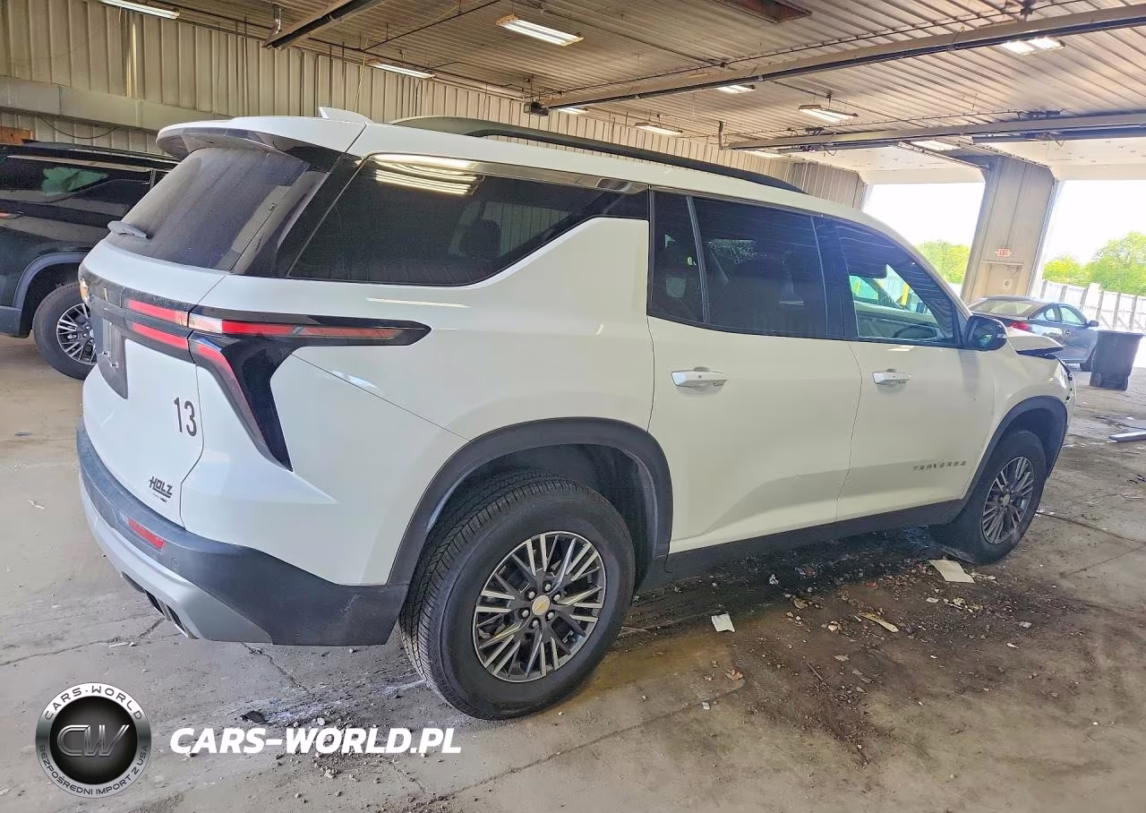 2025 Chevrolet Traverse VIN:1GNERGRS7SJ270548 - 3