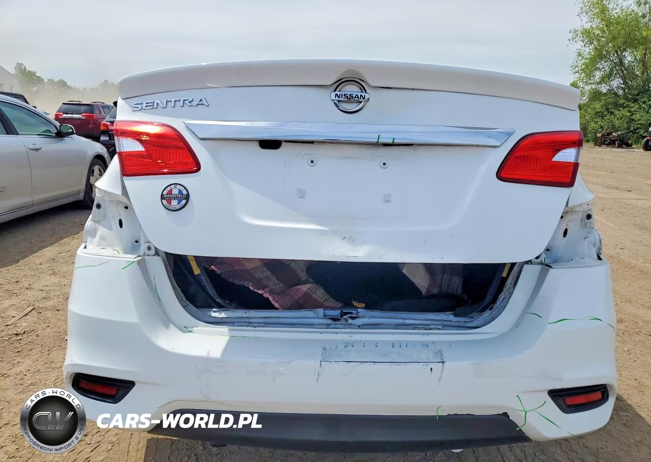 2018 Nissan Sentra S VIN:3N1AB7AP4JY202627 - 6