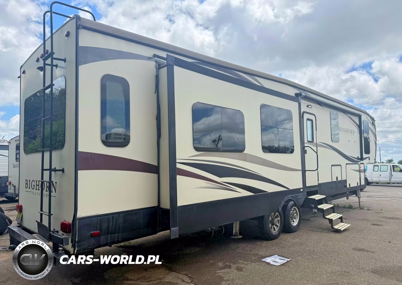 2017 Heartland Bighorn 39Mb Slide-In Camper VIN:5SFBG4227JE349474 - 4
