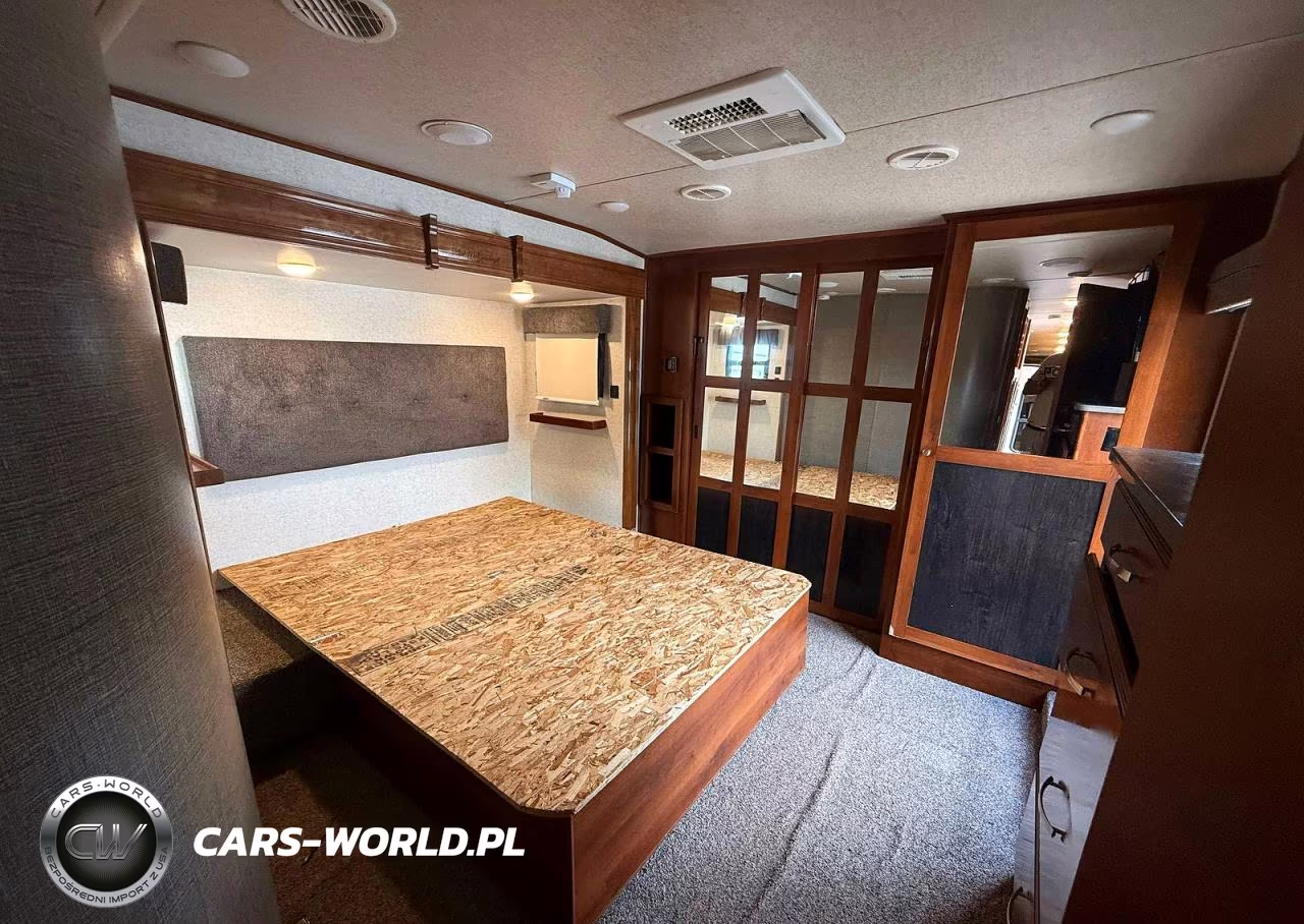 2017 Heartland Bighorn 39Mb Slide-In Camper VIN:5SFBG4227JE349474 - 5