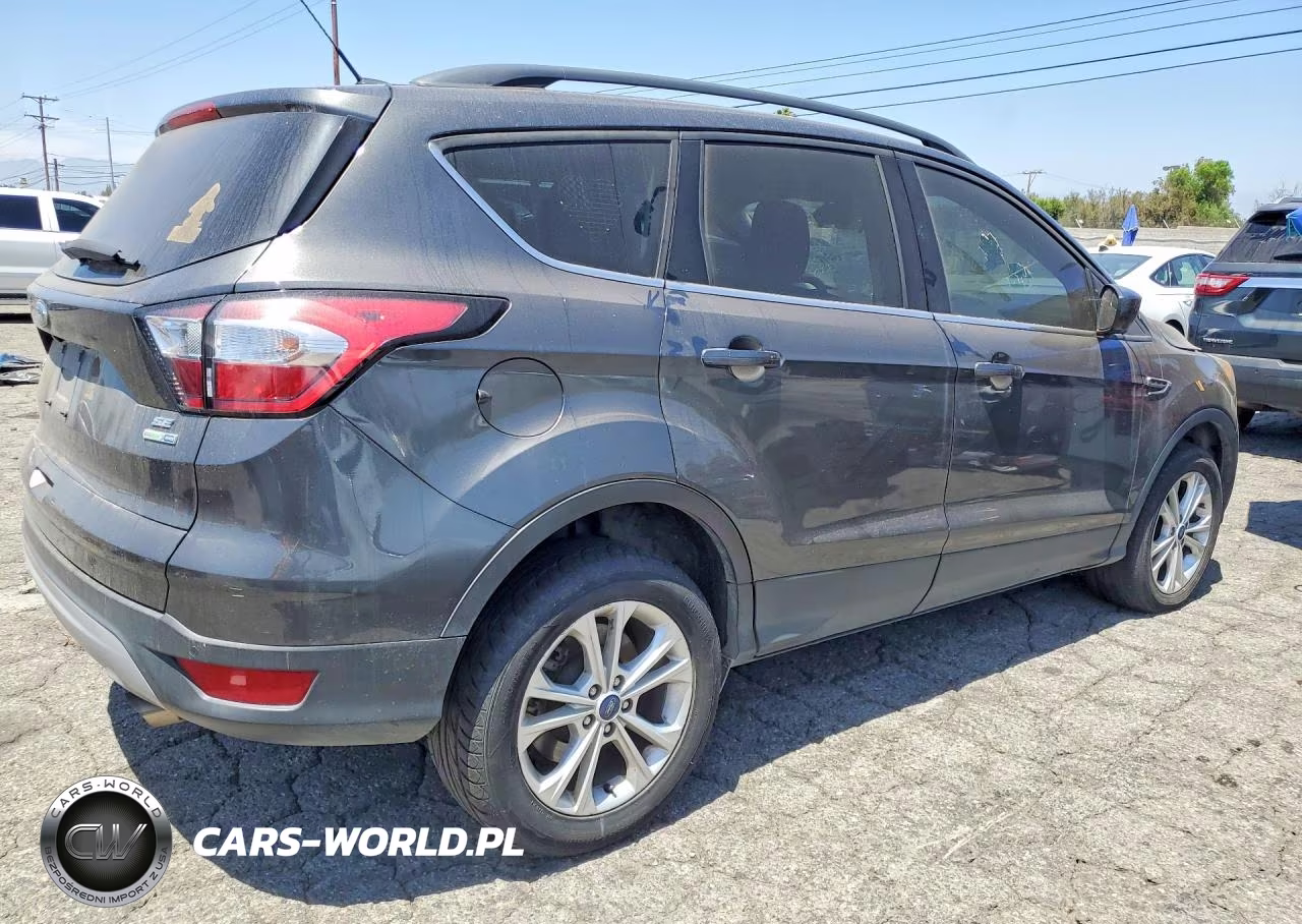 2018 Ford Escape Se VIN:1FMCU9GD8JUC13427 - 3