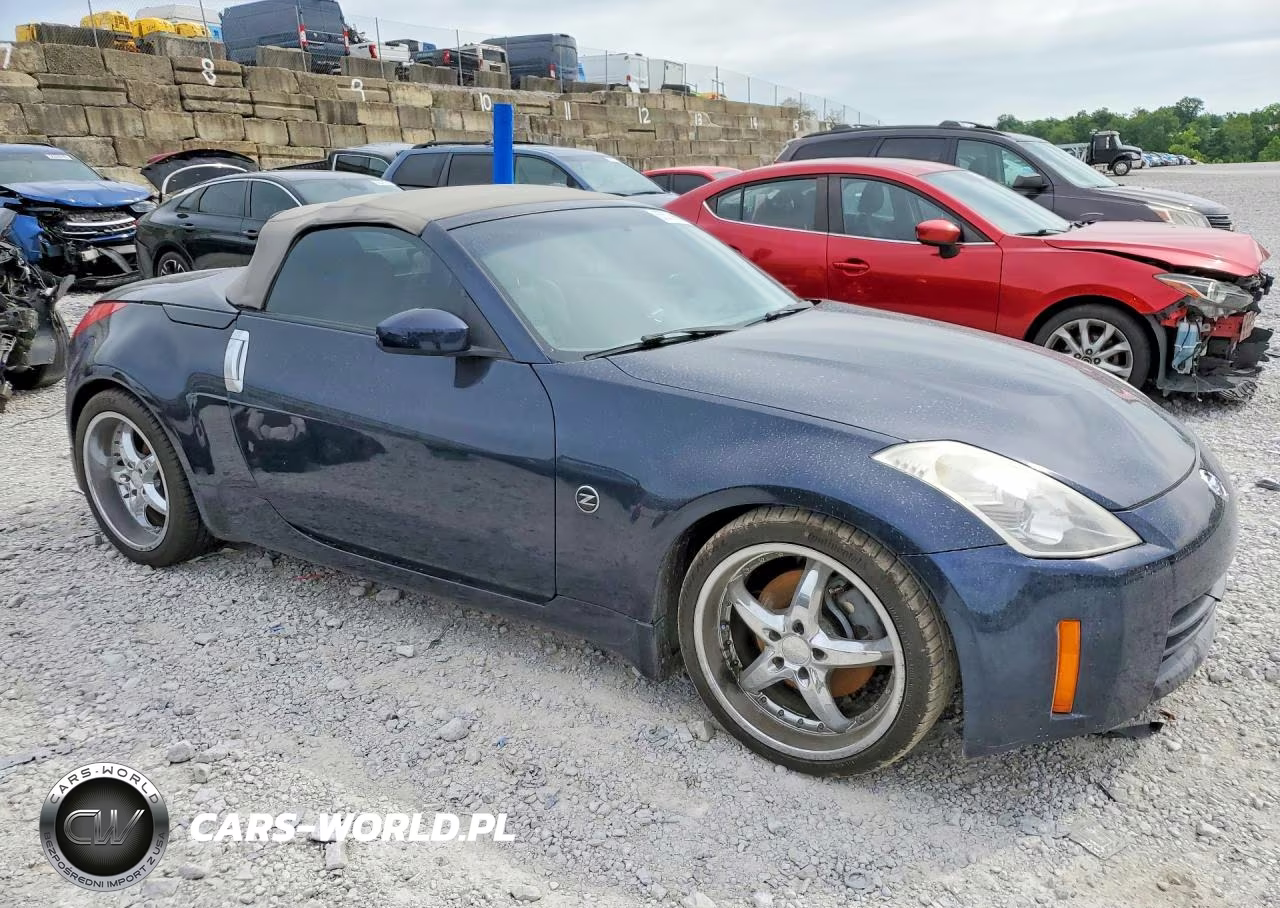 2007 Nissan 350Z Roadster VIN:JN1BZ36A67M653731 - 4