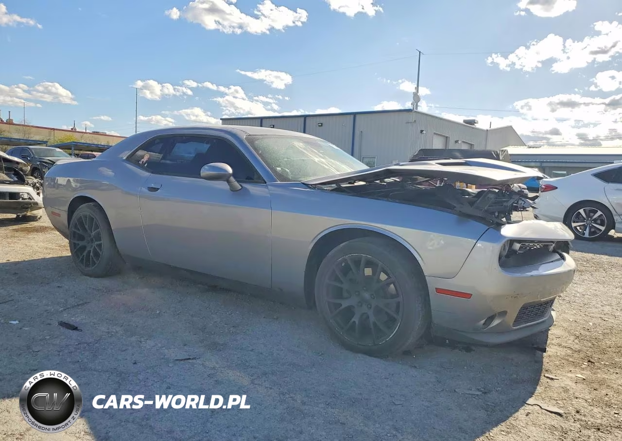 2015 Dodge Challenger Sxt Plus VIN:2C3CDZBG2FH703687 - 4