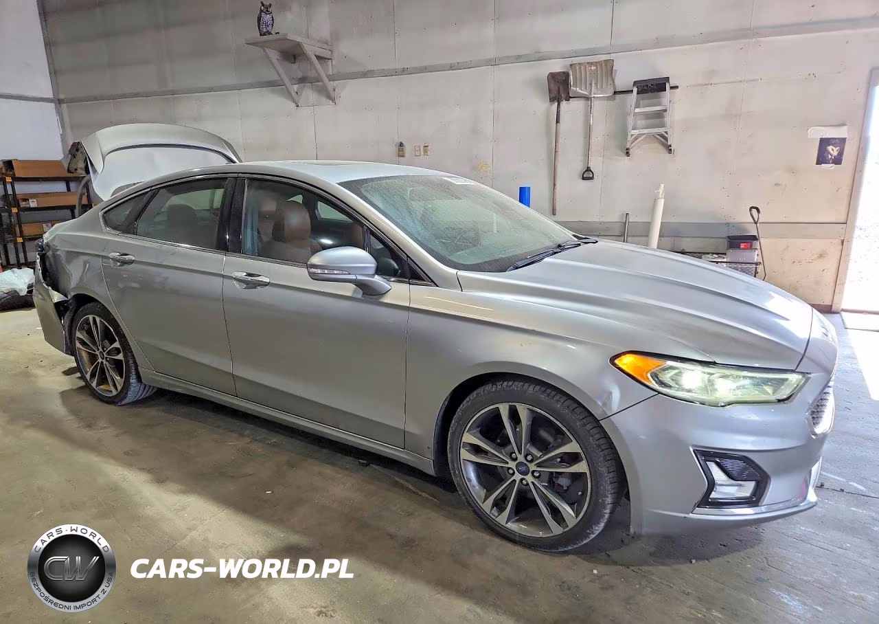 2020 Ford Fusion Titanium VIN:3FA6P0K9XLR174301 - 4