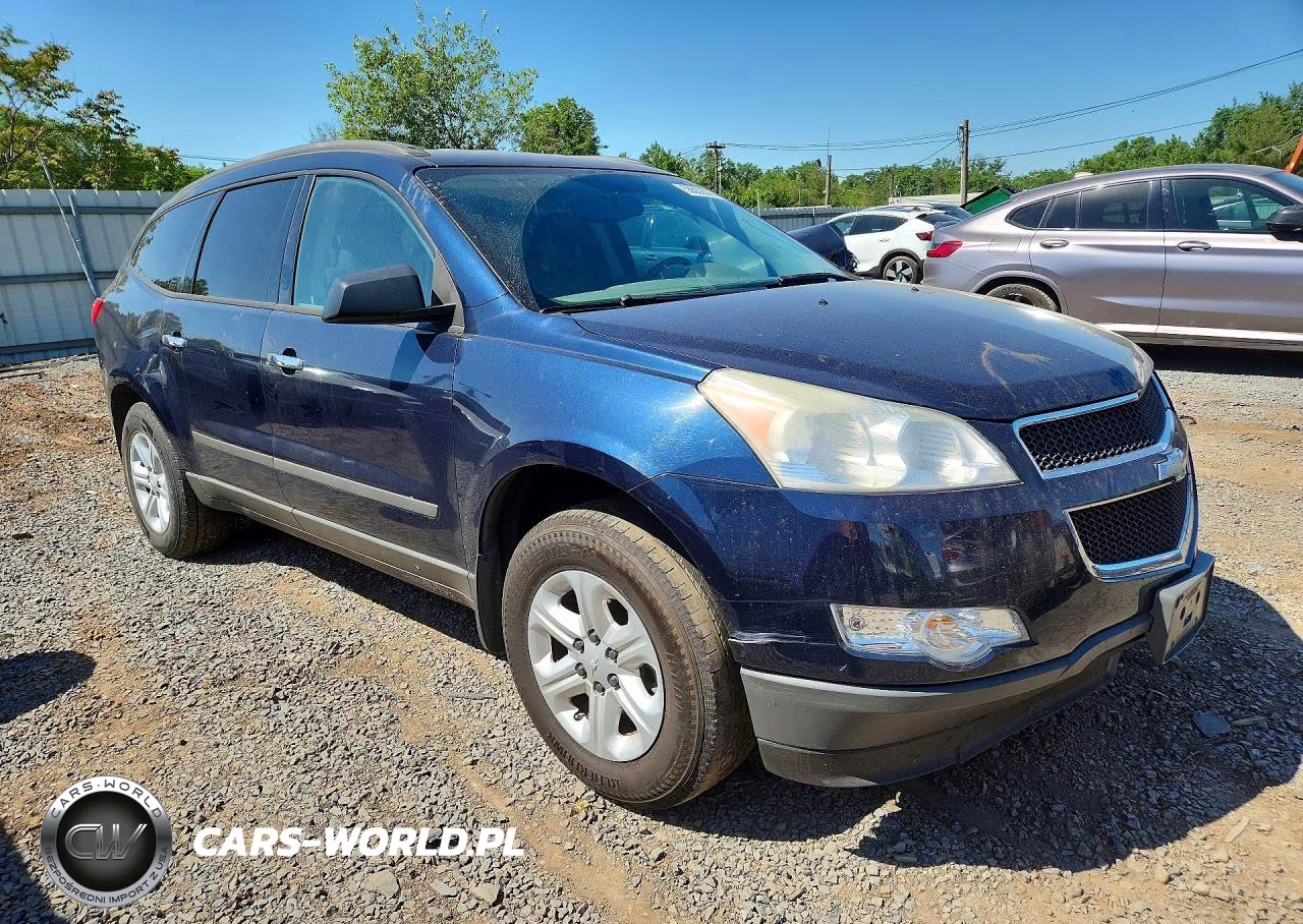 2010 Chevrolet Traverse Ls VIN:1GNLVEED2AJ236689 - 4