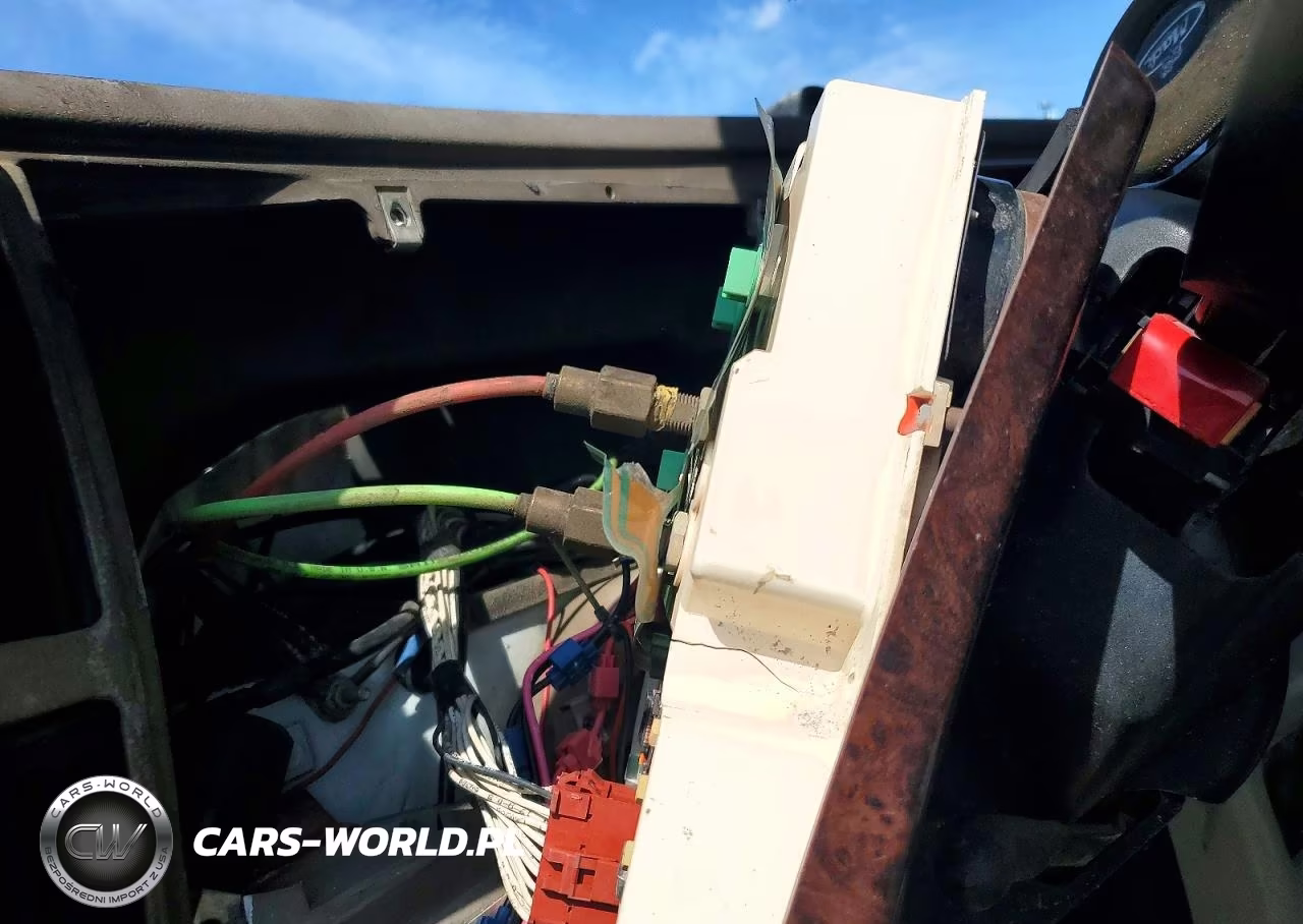 2007 Mack Water Truck VIN:1M1AK06Y27N020968 - 8