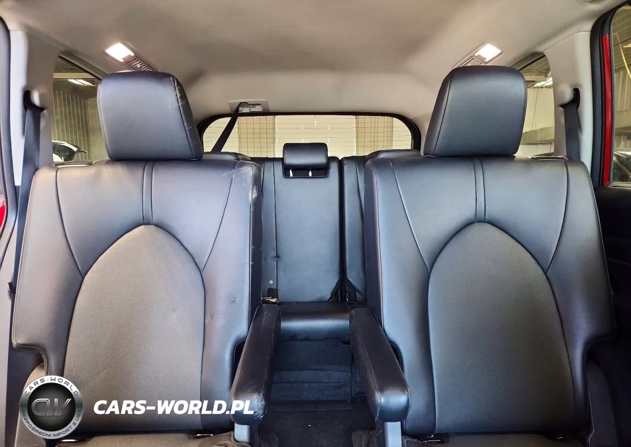 2024 Toyota Grand Highlander Xle VIN:5TDAAAB55RS064089 - 10