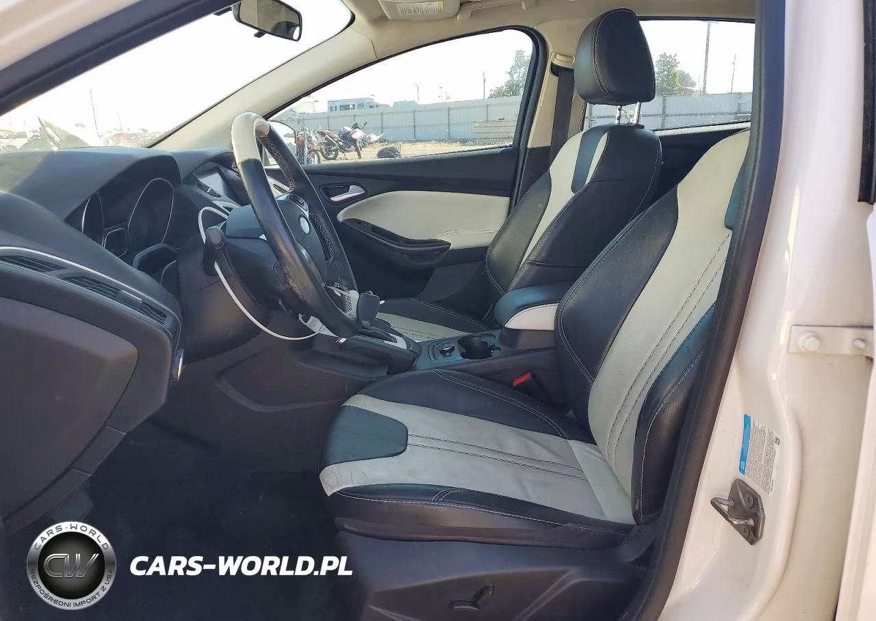 2014 Ford Focus Titanium VIN:1FADP3J28EL321827 - 7
