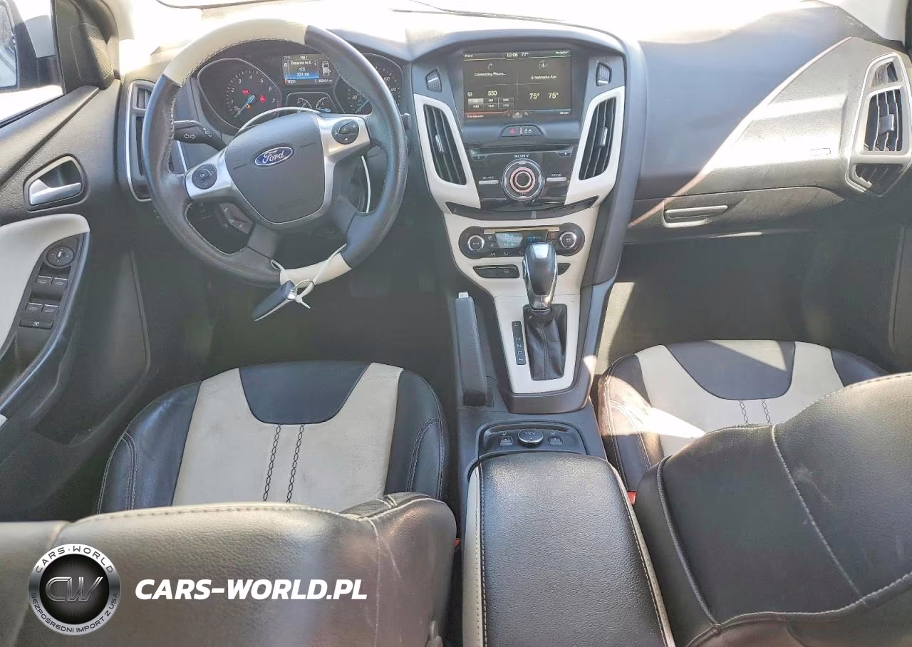 2014 Ford Focus Titanium VIN:1FADP3J28EL321827 - 8