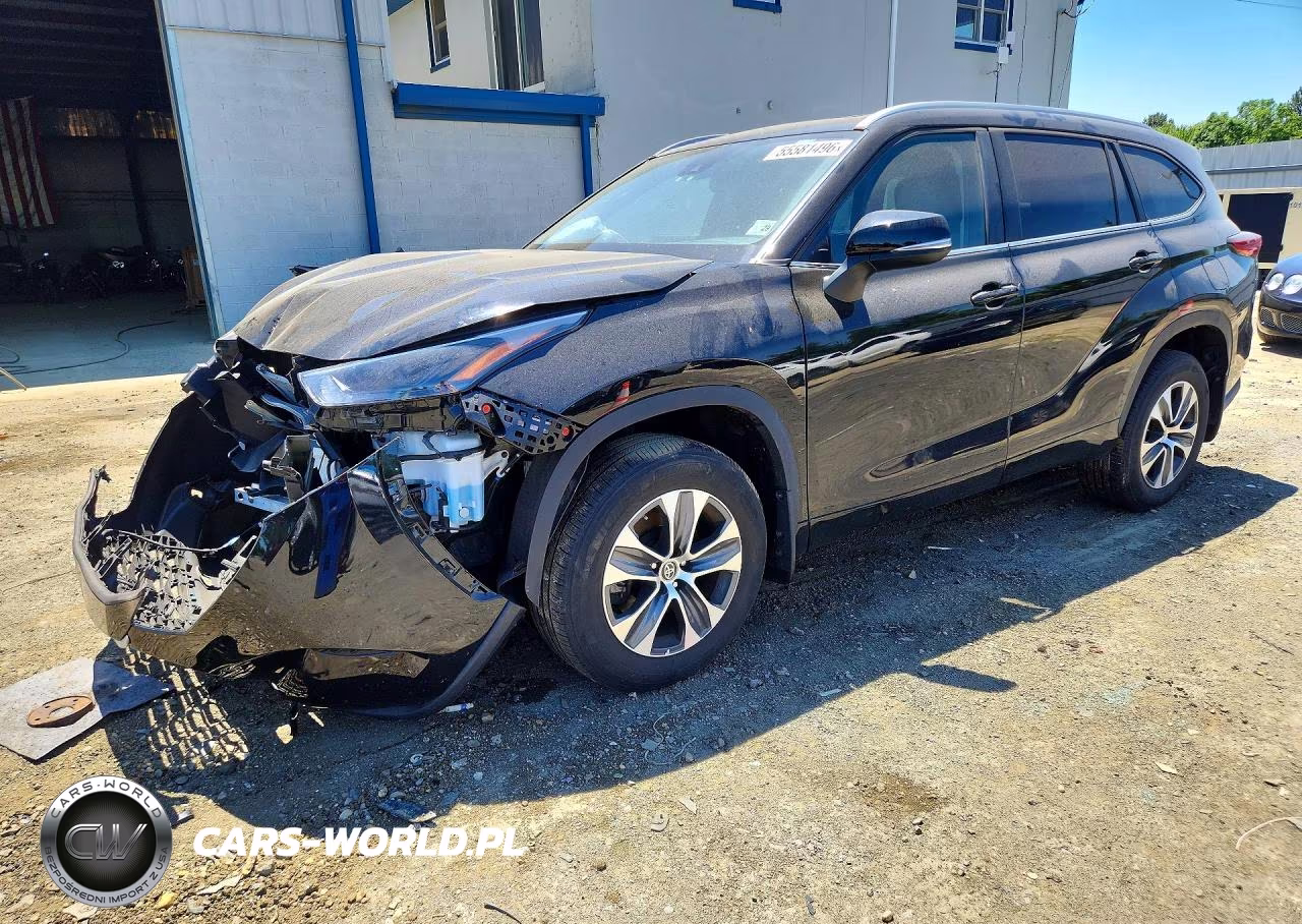 2024 Toyota Highlander Xle – zdjęcie 1 z 13