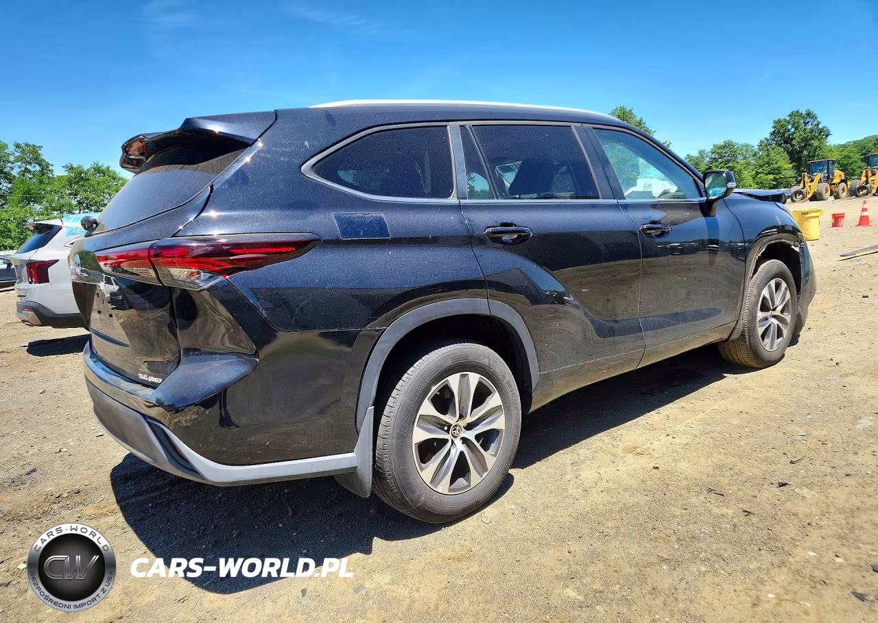 2024 Toyota Highlander Xle VIN:5TDKDRBHXRS536193 - 3