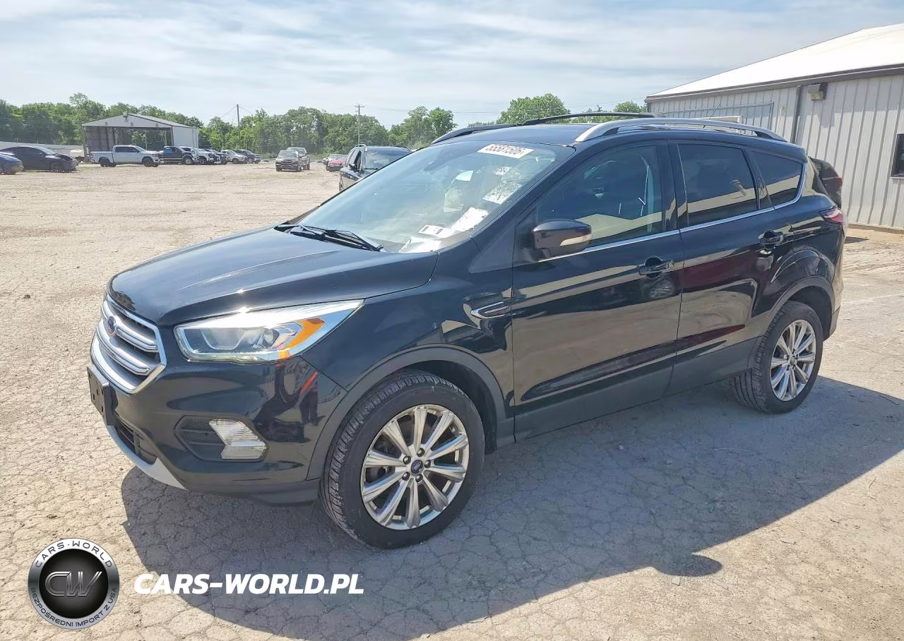 2017 Ford Escape Titanium – zdjęcie 1 z 13