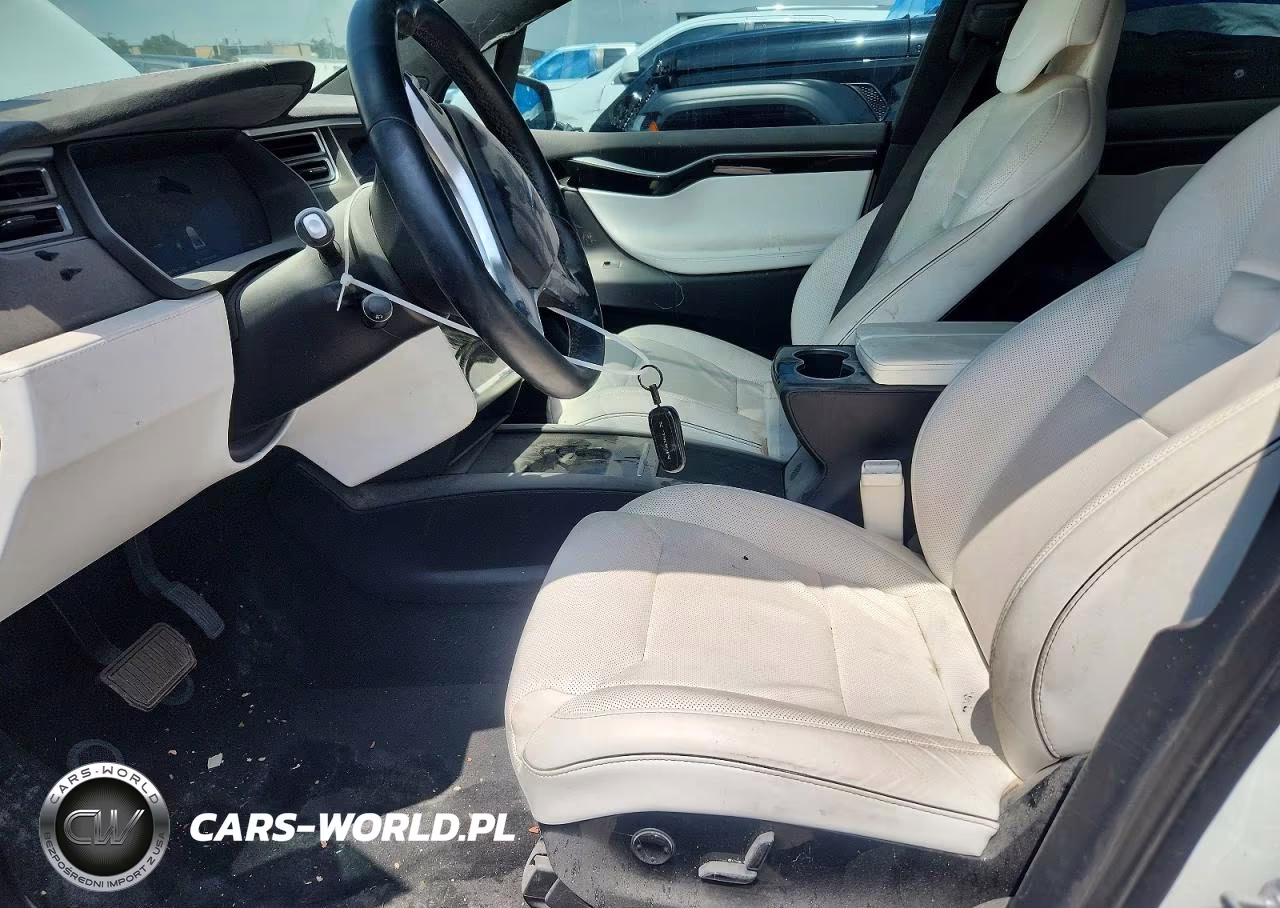 2017 Tesla Model X VIN:5YJXCAE21HF035536 - 7