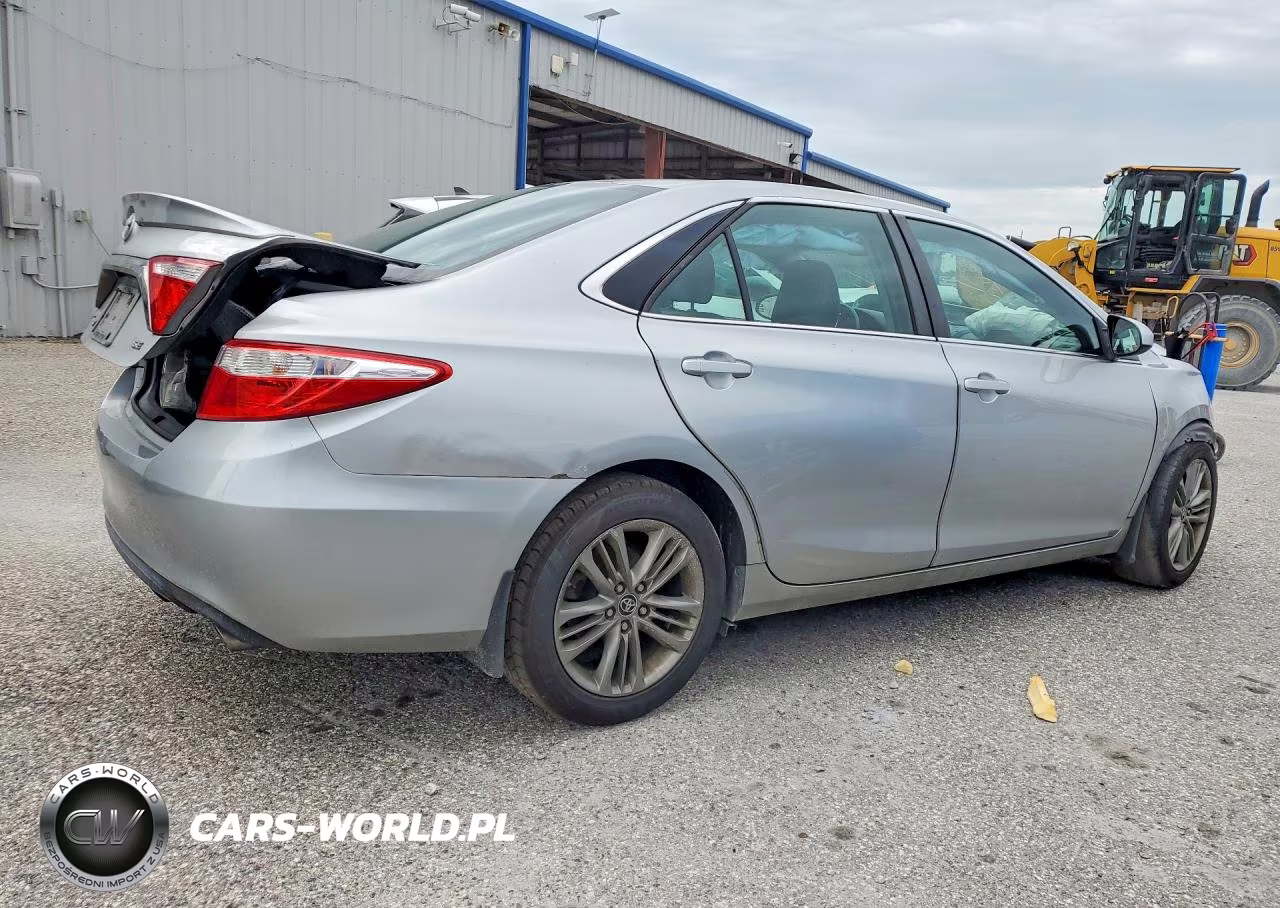 2015 Toyota Camry Se VIN:4T1BF1FK6FU975993 - 3