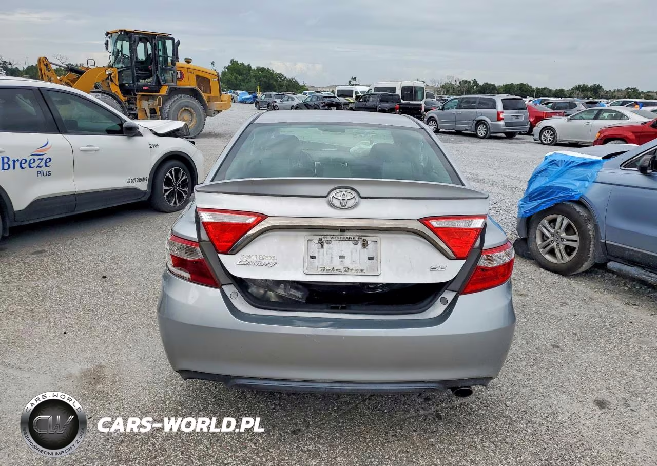 2015 Toyota Camry Se VIN:4T1BF1FK6FU975993 - 6