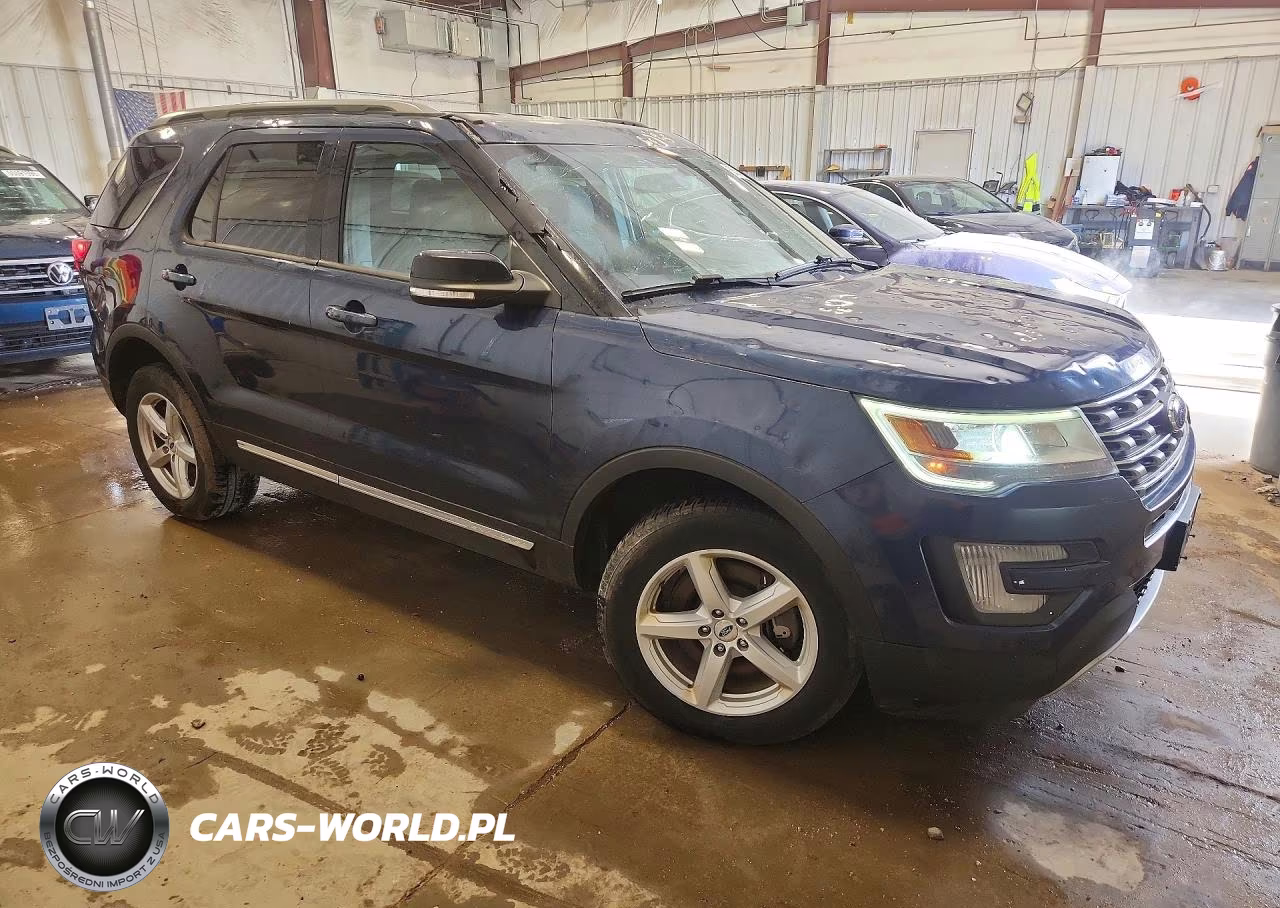 2017 Ford Explorer Xlt VIN:1FM5K8D82HGD05416 - 4