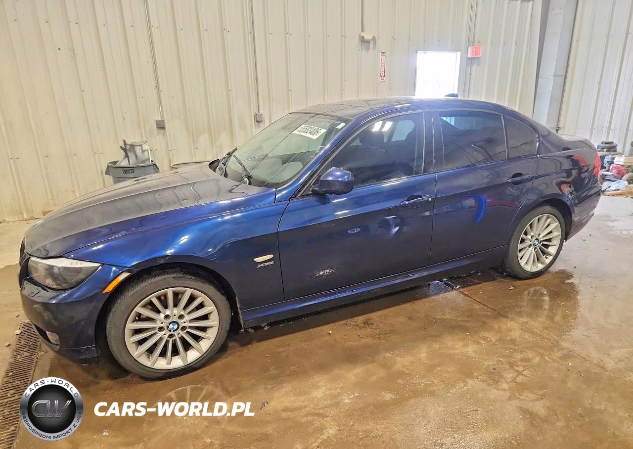 2011 BMW 328 Xi – zdjęcie 1 z 12