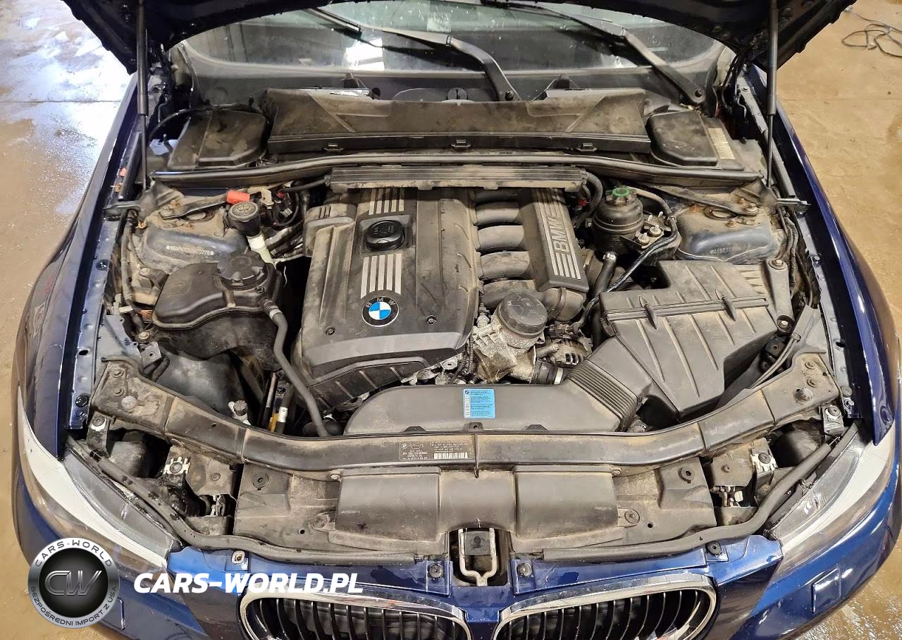 2011 BMW 328 Xi VIN:WBAPK7C58BA772118 - 11