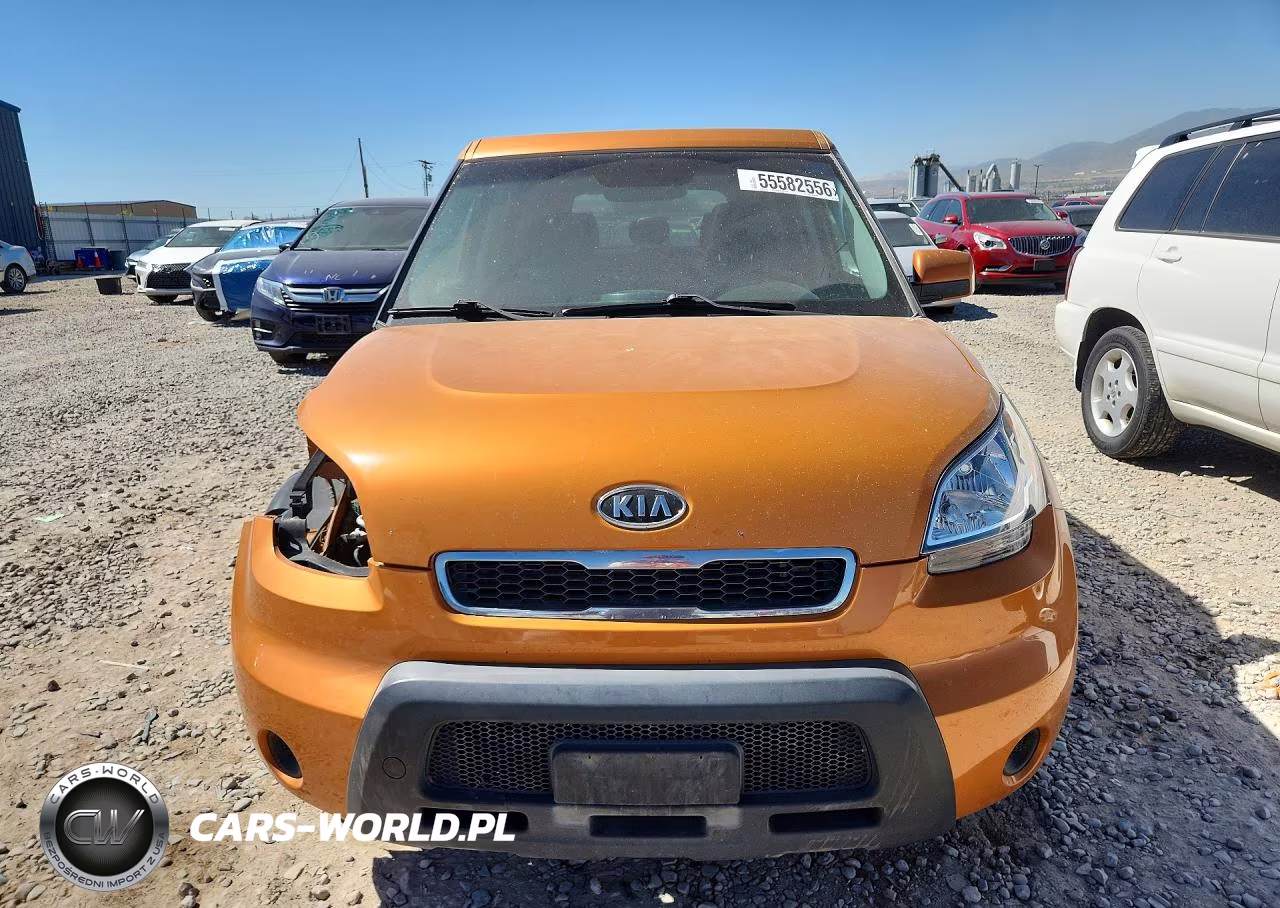 2011 Kia Soul + VIN:KNDJT2A29B7288120 - 5