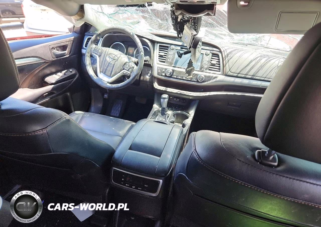 2018 Toyota Highlander Xle VIN:5TDJZRFH6JS851293 - 8