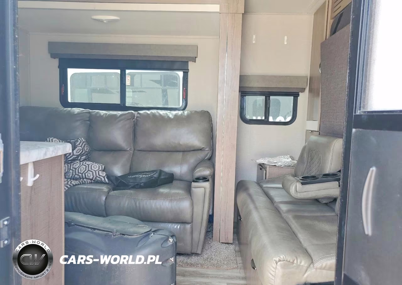 2020 Grand Design Imagine Camper VIN:573TE2225L1211212 - 5