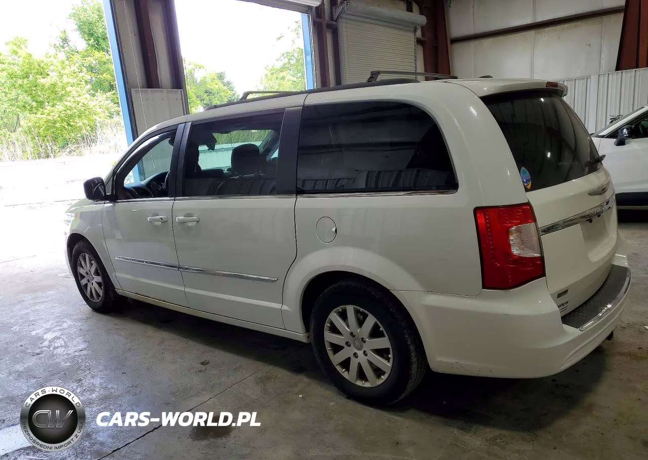 2016 Chrysler Town & Country Touring VIN:2C4RC1BG8GR296285 - 2