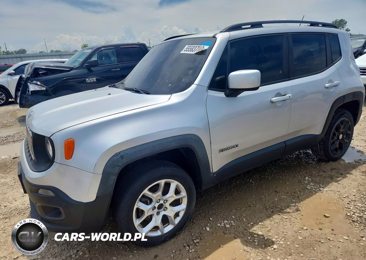 2016 Jeep Renegade Latitude – zdjęcie 1 z 13