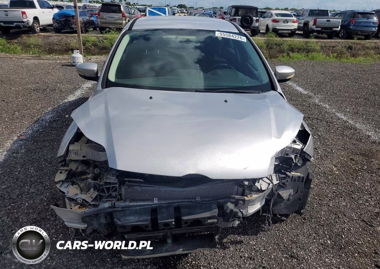 2013 Ford Focus Se VIN:1FADP3K20DL247963 - 5