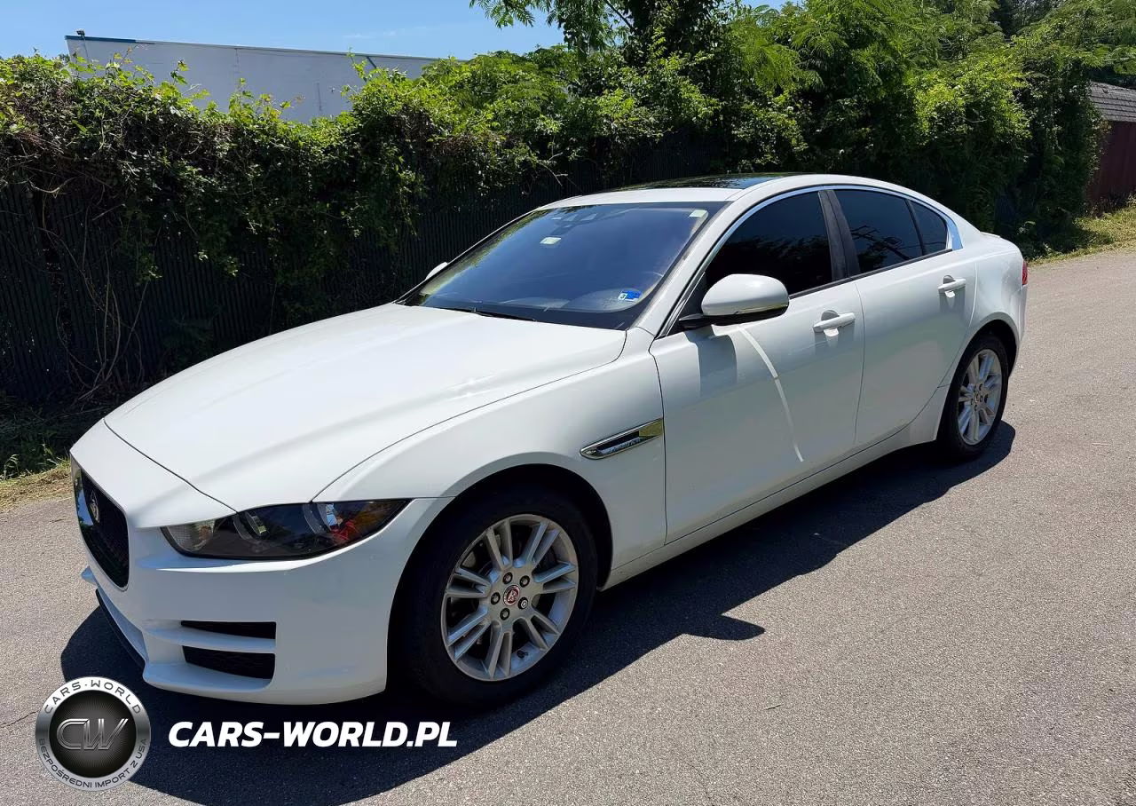 2018 Jaguar Xe Premium VIN:SAJAJ4FX4JCP25812 - 2