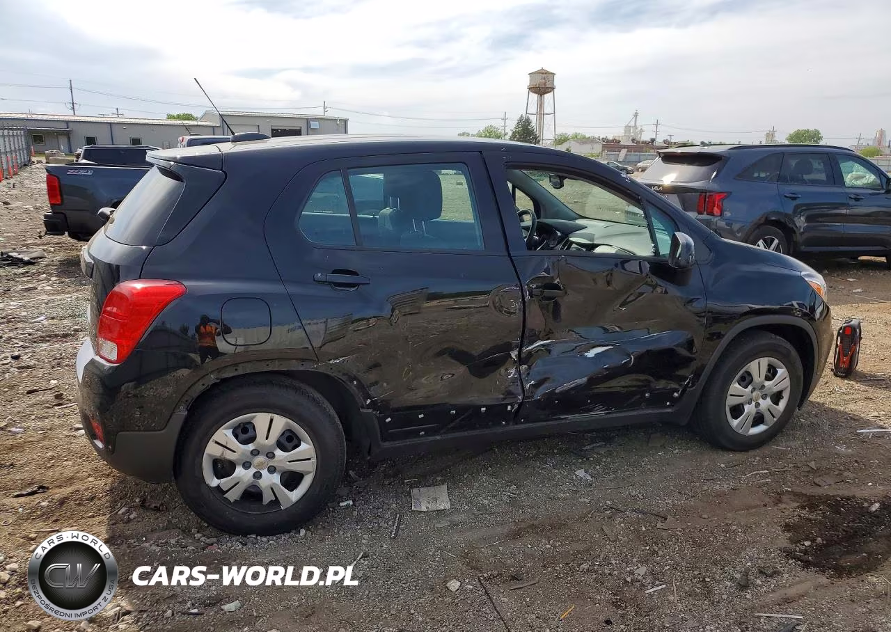 2018 Chevrolet Trax Ls VIN:3GNCJKSB2JL208753 - 3