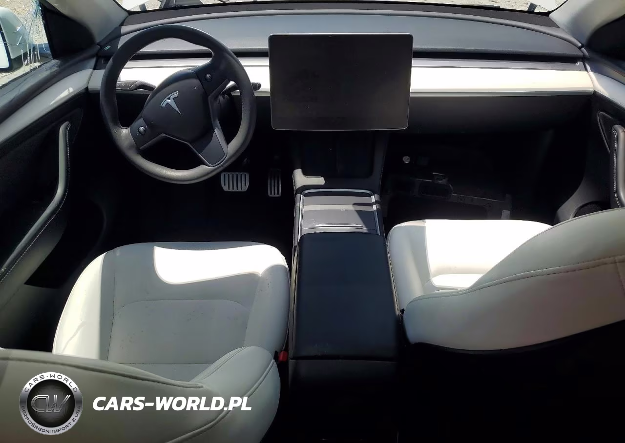 2023 Tesla Model Y VIN:7SAYGDEF2PF761520 - 8