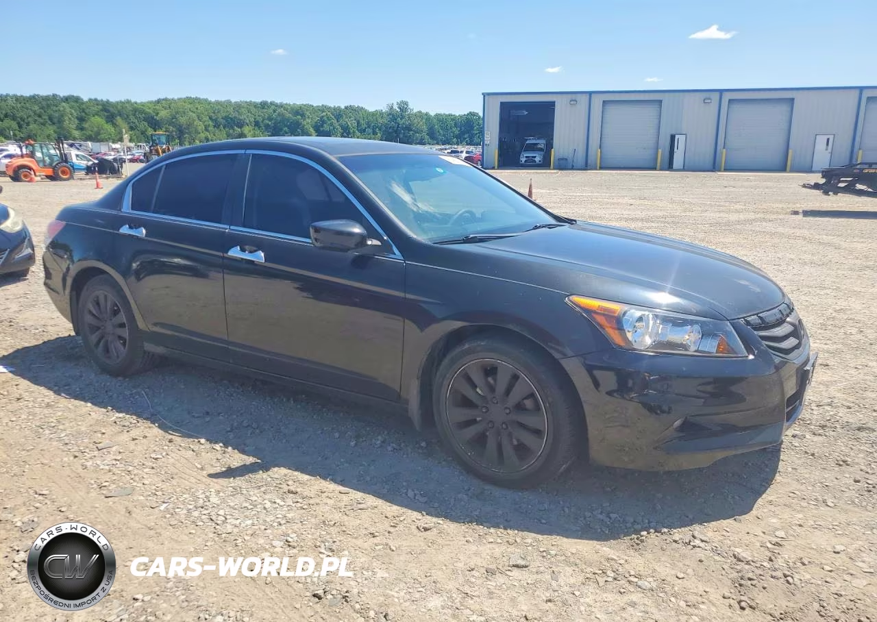 2011 Honda Accord Exl VIN:1HGCP3F82BA013371 - 4